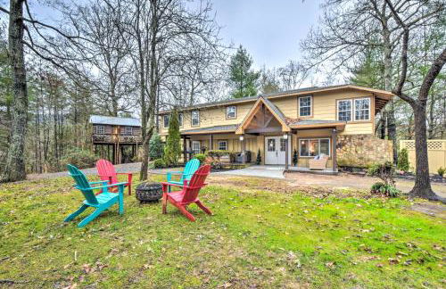 Otto Home with Fire Pit, Tree House and Hot Tub! - Foto 1