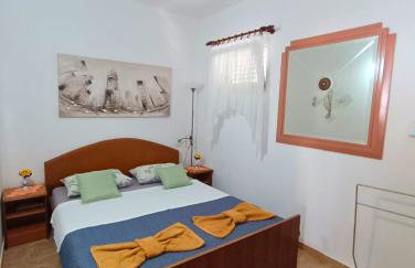 Apartments Turan Centrally Located with Free Parking - Photo 27