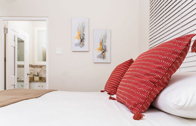 Botanic Bliss Living in Kingston - Photo 6