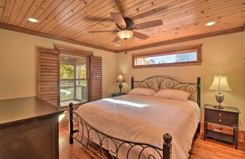 Clarkesville Ranch Cabin with Screened-In Porch! - Foto 11