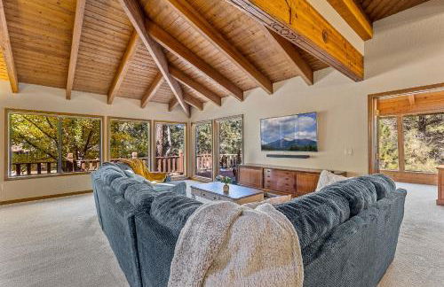 Sensational Burning Tree 4 bed 3 bath Retreat in the Country Club - Photo 8