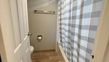 Aksarben Gem near UNO - Foto 3