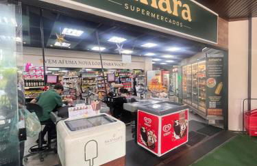 Barra Mares-apto p 4 pessoas em frente ao posto 4 Barra - Foto 45