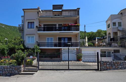 Apartments by the sea Senj - 22576 - Foto 3
