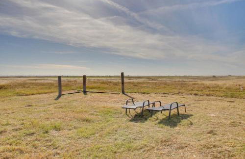 Secluded El Reno Retreat with Private Fishing Lake! - Foto 22