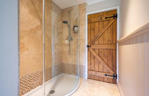 East Wing at Champaignes Toft, Mendlesham - Foto 14