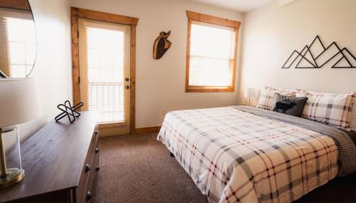 Large & Updated Driggs Condo Close to Town! 40 miles to Grand Teton! - Foto 5
