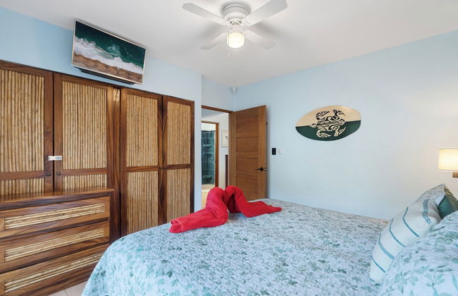 Spacious Home w/ Private Pool & Covered Patio Near the Beach - Foto 2