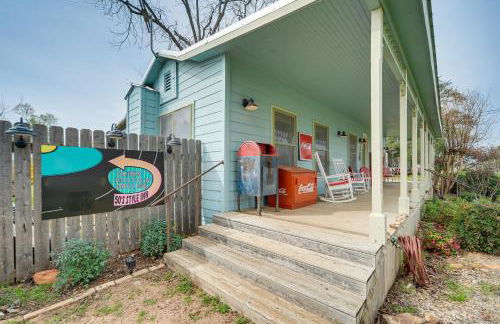 Retro Retreat in Llano with Screened Porch! - Photo 24