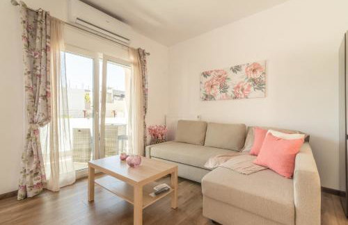 Sophia's Comfortable Home with a Private Backyard - Foto 14
