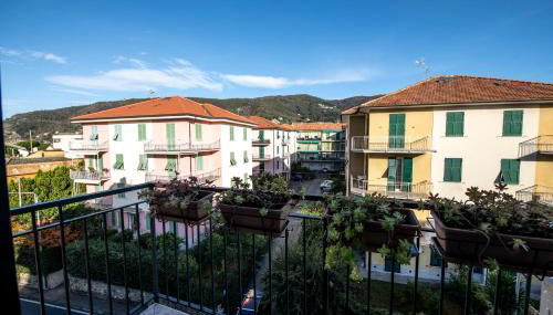 230 - Casa di Ginny a Sestri Levante, 500 Metri dal Mare e spiaggia - PARCHEGGIO GRATIS INCLUSO NEW! - Foto 2