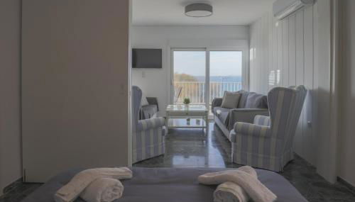 Seaside Bliss Flat - Photo 2