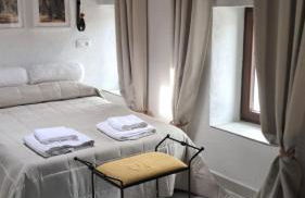 Casa Ypsilon Olive Oil - Photo 3