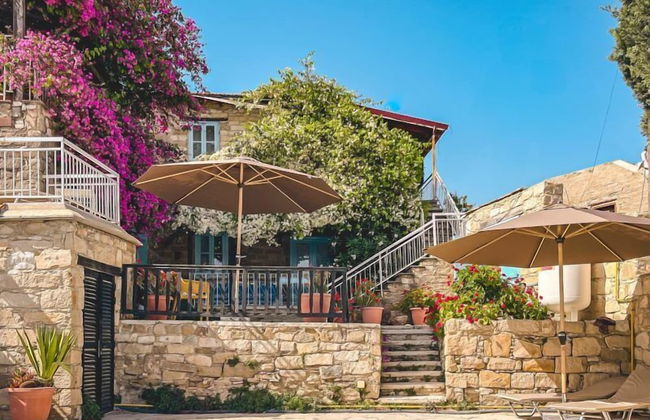 Cyprus Villages Hotel & Restaurant - Central Location - Bed & Breakfast - With Access To Pool And Stunning Views - Foto 57