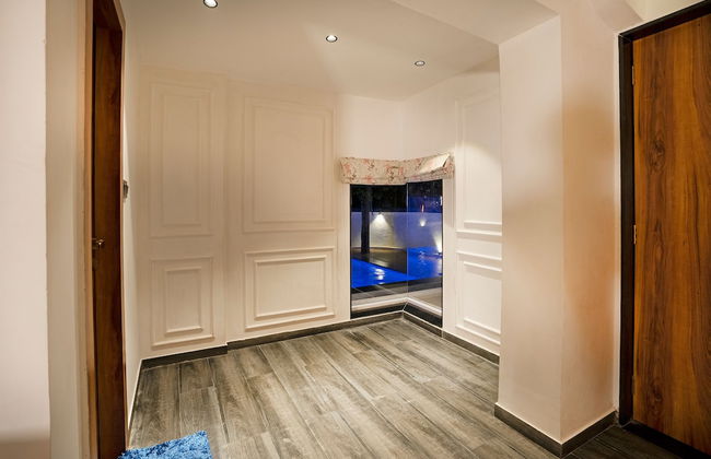 Heritage Villa by Shiloh Stays Igatpuri - Photo 9