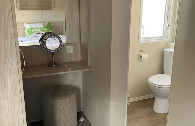 Lovely 3-bed Apartment nr Caernarfon - Photo 3