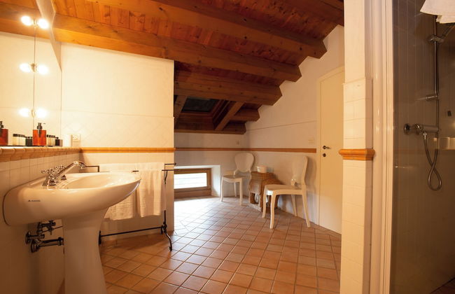 Tenuta Castagnera - Photo 48