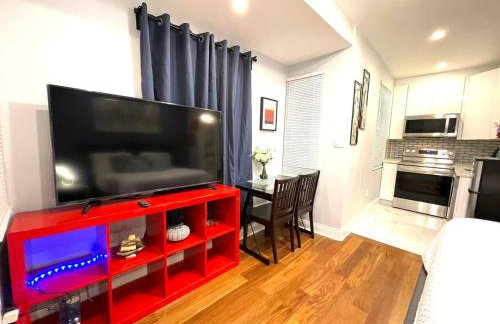 Downtown City Hall close by Kimmel Center Suite - Photo 10