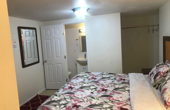 West Broadway guesthouse - Photo 11