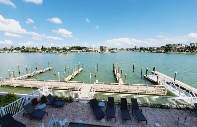 Provident Oceana Beachfront Suites - Foto 42