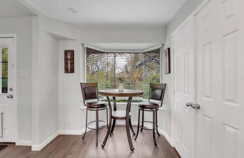 Serene Deck 10 Mins Garland City Square - Foto 15