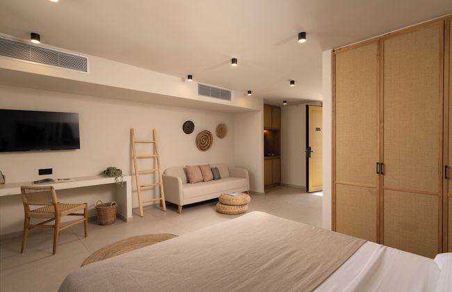 Portiani Suites - Photo 20