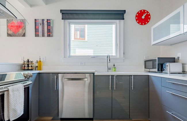 Downton Annie Apartment One 2BD 1BA Parking - Foto 33