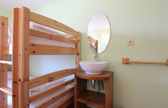 Former Farmhouse in Adorned Village - Foto 19