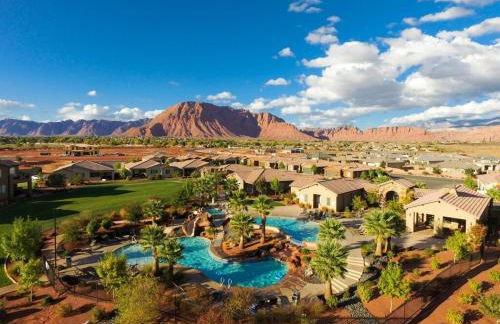 PV 110 Themed Rooms, PS4, Ping Pong, Pack n` Play, Electric Fire Place, Games, and More - Photo 65