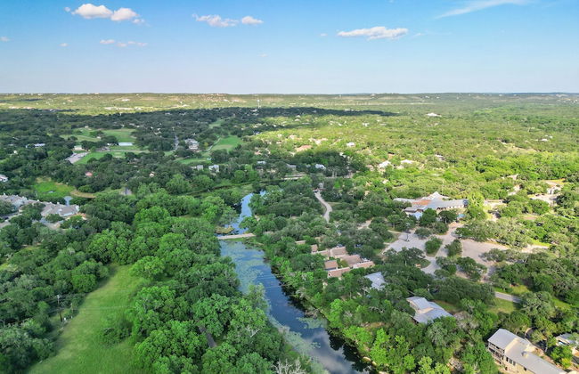 Creekside Haven with Pool and Firepit - Foto 31