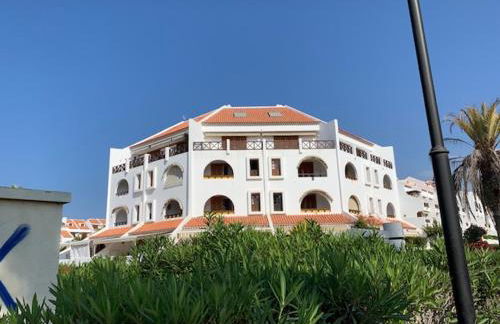 Seafront studio Camisón beach - Photo 3