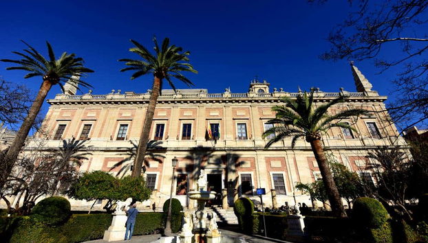 Exteriores del Archivo de Indias