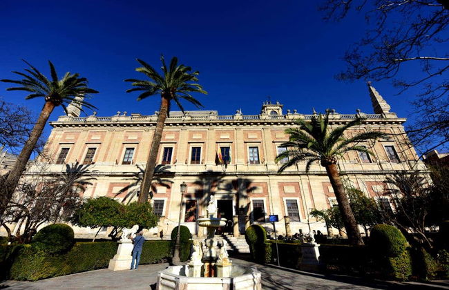 Visita guiada por el Archivo de Indias - Foto 4