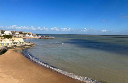 Pebbles Seaside Lodge - Foto 35