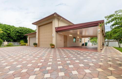 Chill & Spacious 3BR - Beaches & Backyard Fun - Foto 39