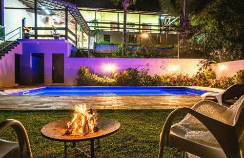 Refúgio e diversão para FAMÍLIAS a 60 min de SP - Piscina, Churrasqueira, wifi 300Mbps - PETFRIENDLY - Foto 44