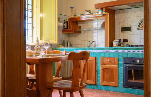 Villa panoramica con Jacuzzi privata tra Firenze & Lucca ,3 camere, 4 bagni - Foto 76