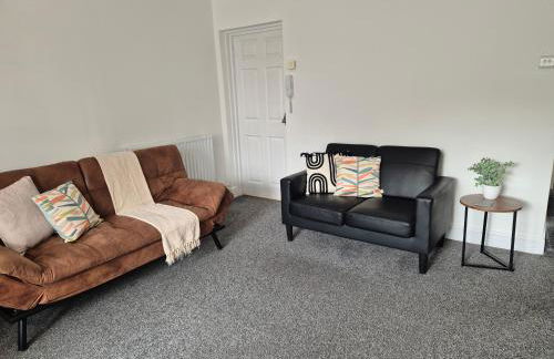 2 Bed Maisonette with Sofa Bed - Ideal for Groups #26C - Foto 75
