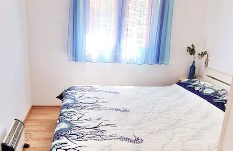 Sea-view Apartment - Sleeps 4, Parking & Balcony - Foto 5