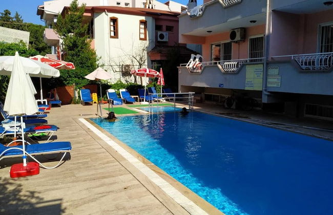 Nirvana Apart - Photo 1