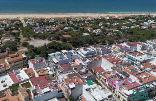 Coqueto apartamento céntrico con terraza y parking - Foto 3