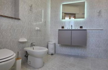 DANIEL SUPERIOR APARTMENTS - Tropea City Center - 250m from the Train Station - Foto 69