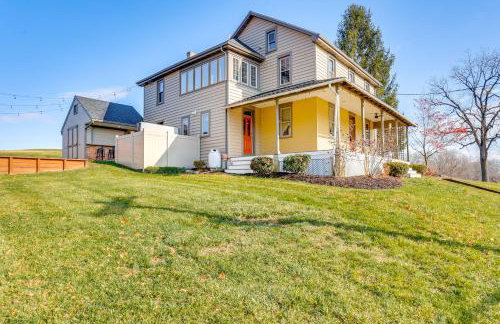 3 Mi to Dtwn Charming Farmhouse in Mount Joy! - Foto 1