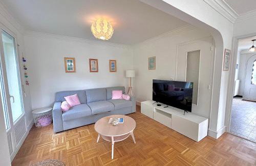 Sublime maison familiale refaite à neuf Quartier très calme verdoyant - Foto 17