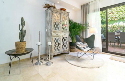 Seaside 3 bedroom Townhouse in San Pedro close to the Beach with private Garden - Photo 29