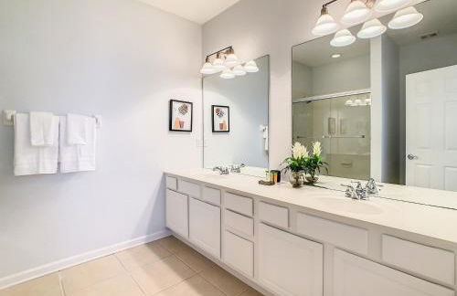 Stylish Vista Cay Townhome Near Conv. Ctr I-Dr. - Foto 26