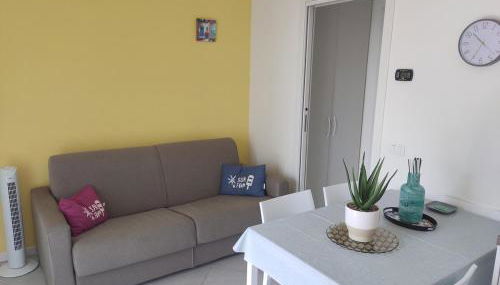 Blondie House - Pool & LakeView - by Host4U - Photo 5