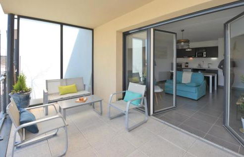 Gorgeous Apartment In Aigues-Mortes - Foto 12