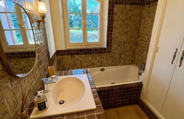 Nouveauté Villa pour 10 Personnes avec Piscine, Pétanque au Coeur des Oliviers de Provence - Foto 24