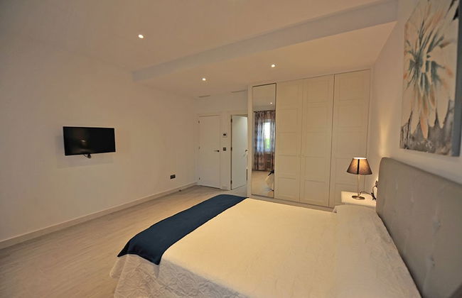 Terrazas Plaza Arenal 5 Dormitorios - Photo 7